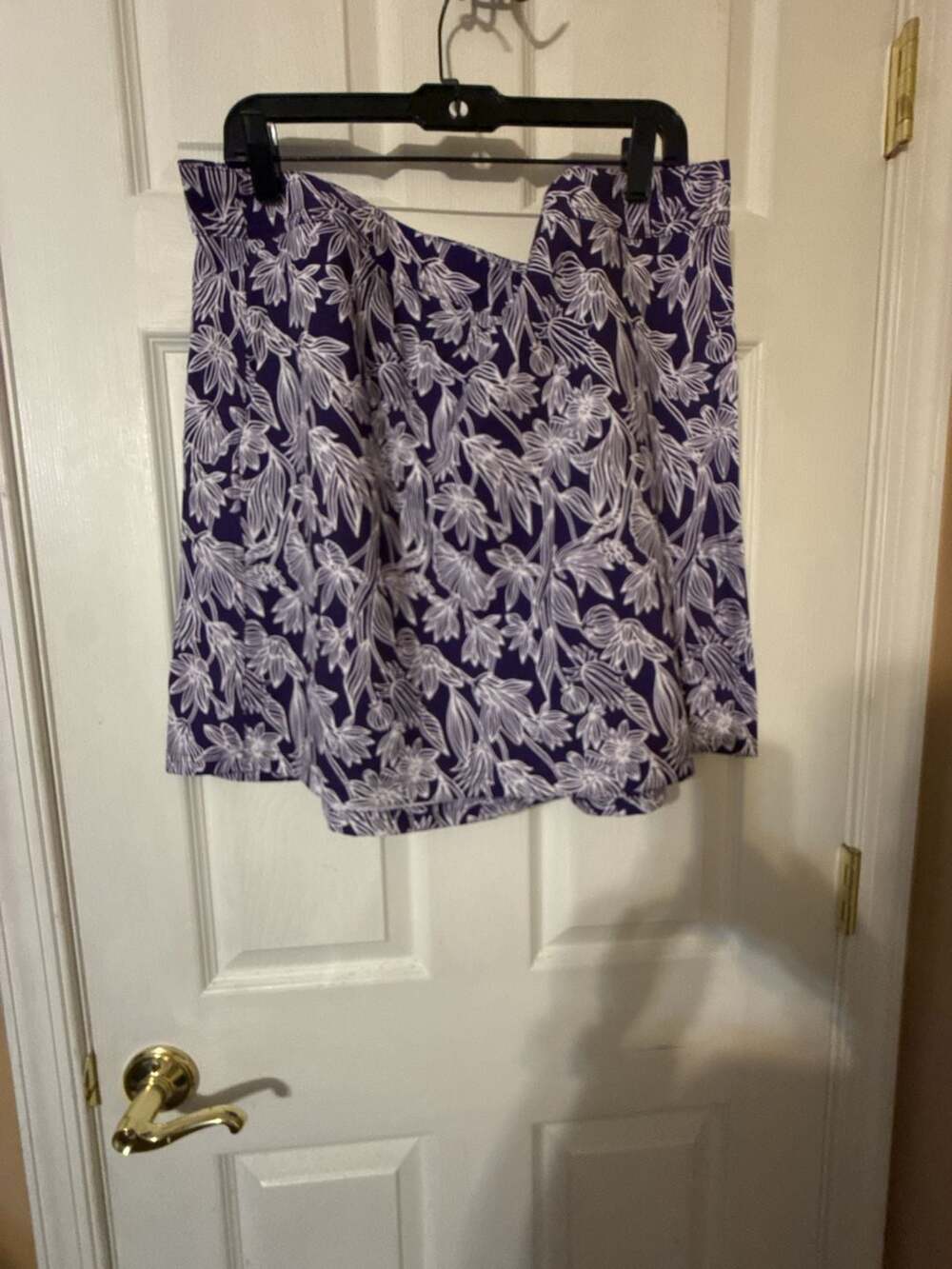 Rip Skirt Wrap Skirt Size XL purple White Floral Print